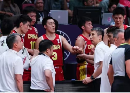 《體壇》分享丨6年的黑暗過去了，中國男籃從未感覺這么好